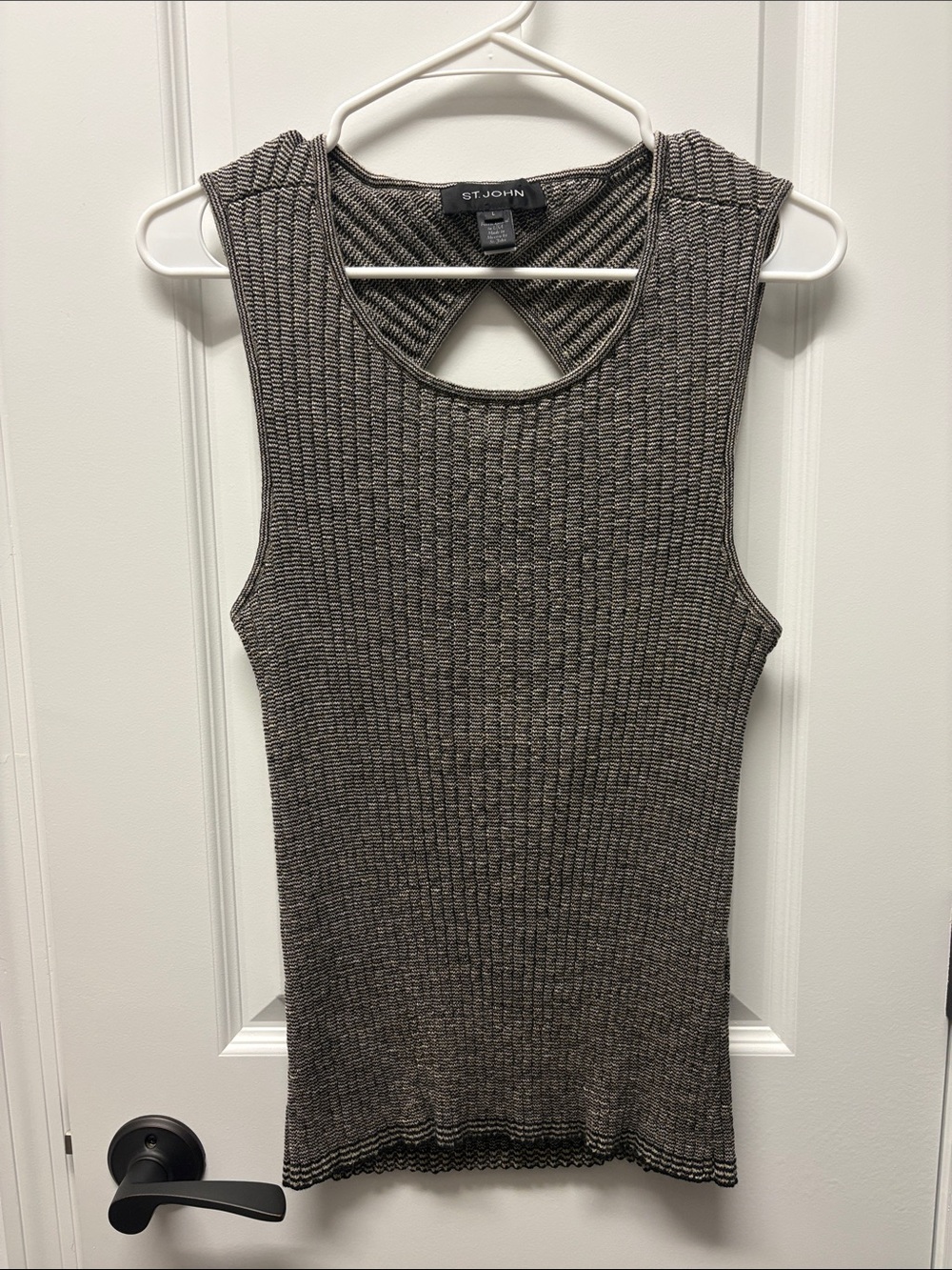 St. John Sleeveless Ribbed Knit Tank in Brown and Black size large